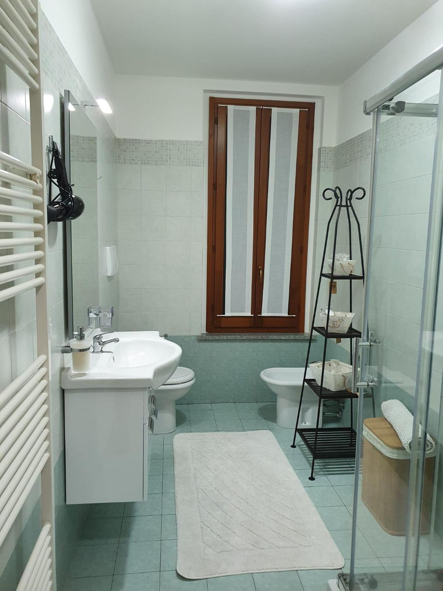 Апартаменты B E B House Кастелланца Экстерьер фото
